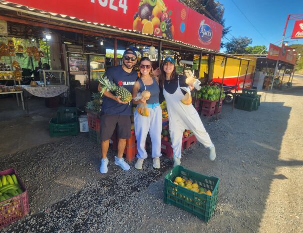 Clientes en fruteria
